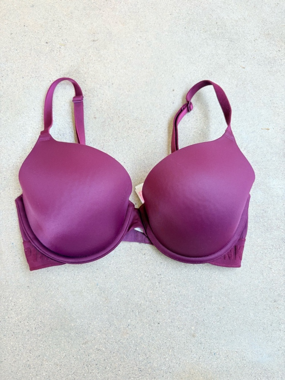 Victorias Secret PINK 32DD Push Up Plunge Bra Plumb Underwire Padded